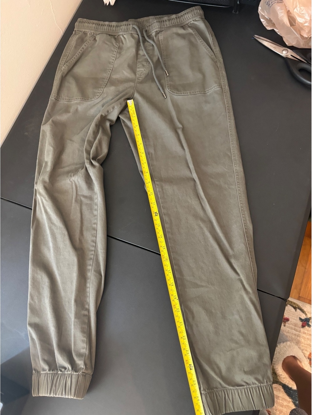 CC California Olive Jogger pants - Size Small  - M8
